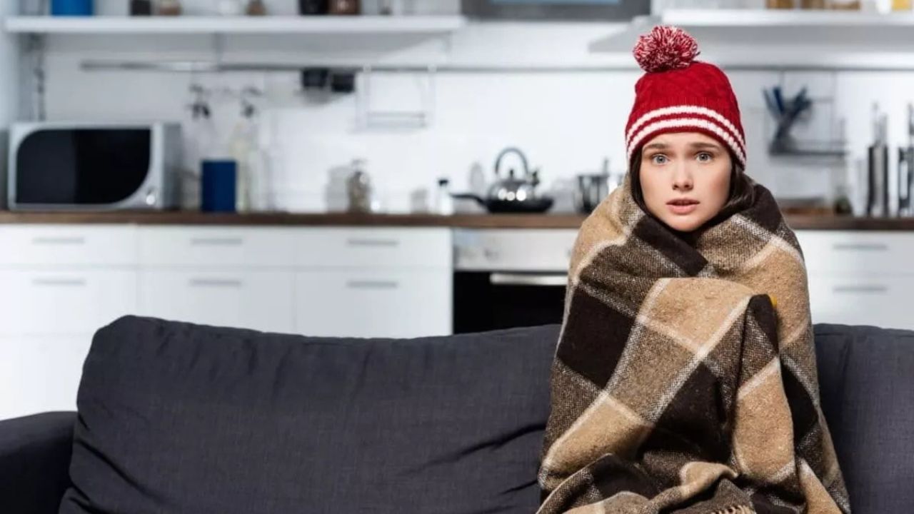 Stay-warm-on-a-budget-at-home-with-our-6-winter-tips-Pic-GMB-WP