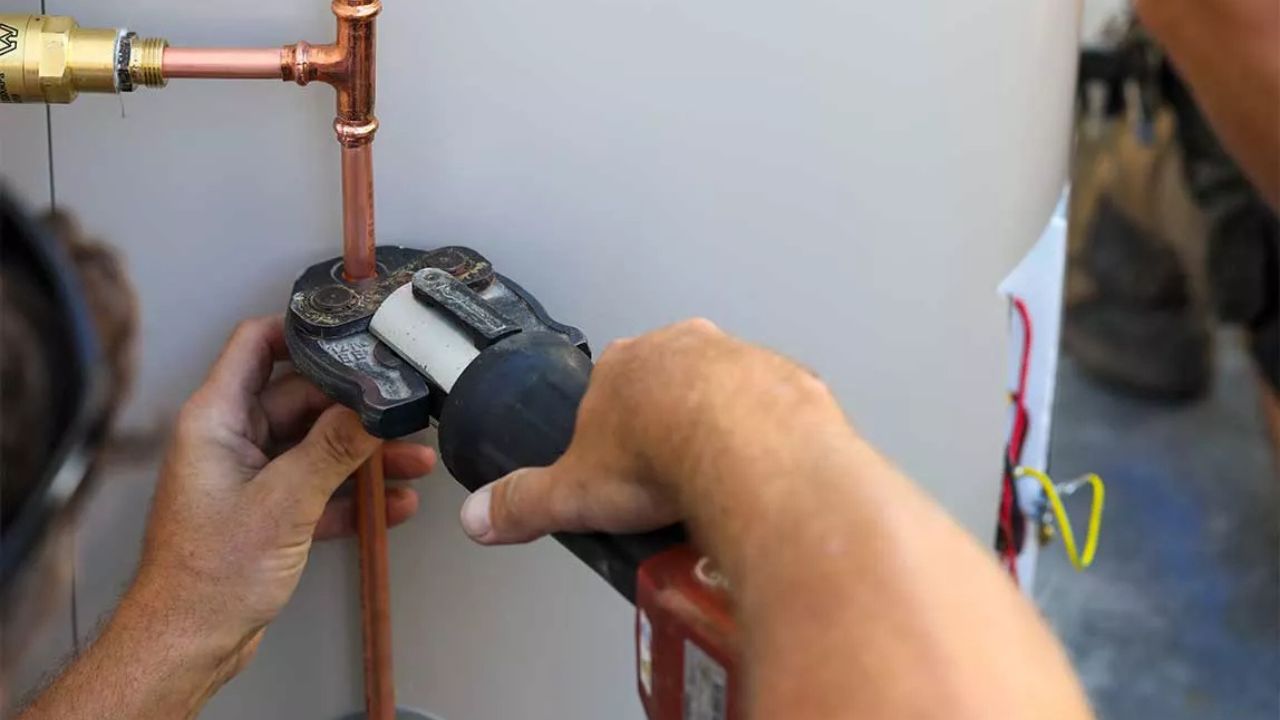 Is-your-hot-water-system-displaying-these-symptoms-WP